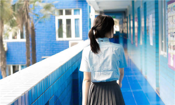 华南热作学院如何找到一个可以帮助我生孩子的女人？